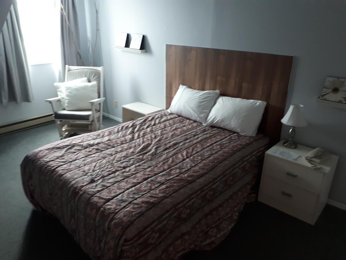 Hotel Au Vieux Bardeau Deschambault Zewnętrze zdjęcie